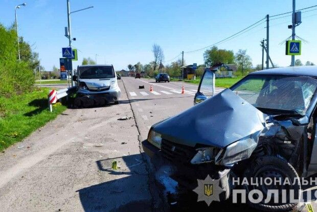 На Рівненщині не розминулися «ВАЗ» і «Opel»