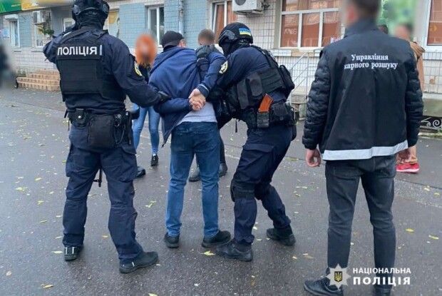 Волинянин сам переробляв зброю і продавав її