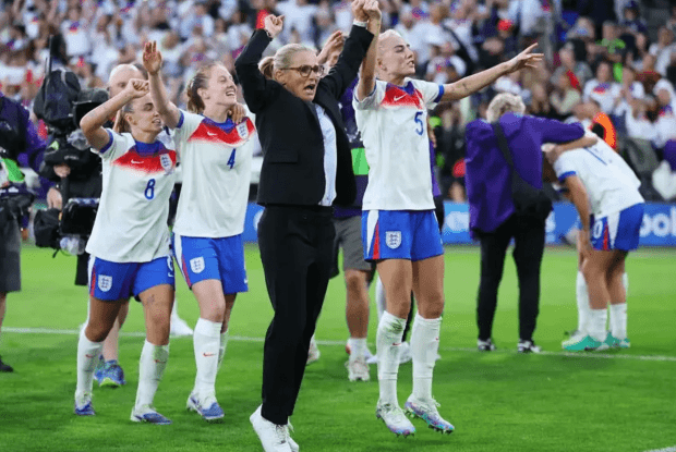 Лише серія пенальті визначила найсильнішу в Європі жіночу збірну з футболу 