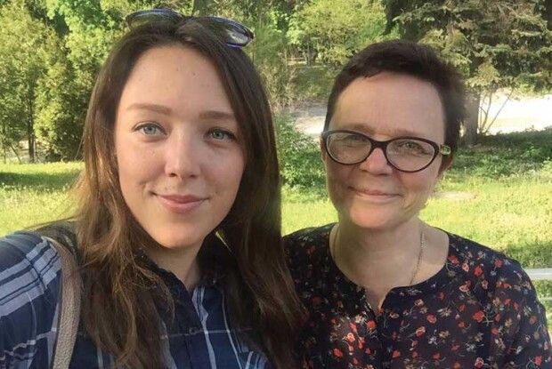 П’ятеро діток прийшли до хати батьків, а ті навіть до них не вийшли…