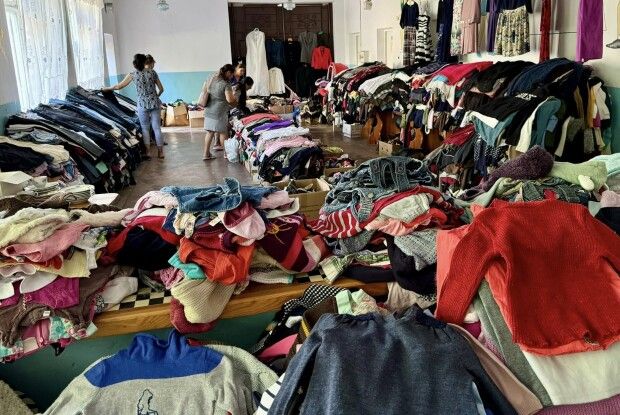 Як працює «банк одягу» на Волині