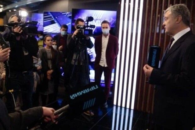 Порошенко подякував послам Великої Сімки за захист «Прямого» каналу від переслідувань