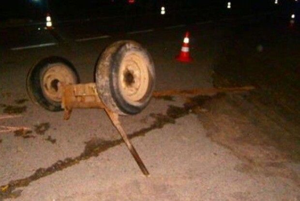 Біля Луцька 21-річний водій влетів у підводу 