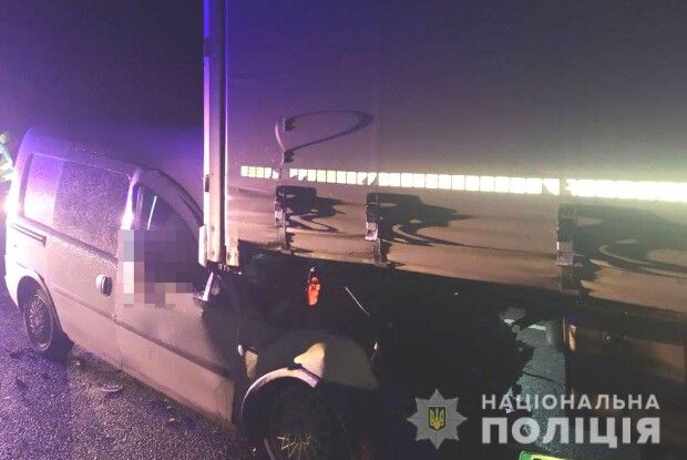 На Рівненщині у смертельній ДТП загинула молода поліцейська (Фото)