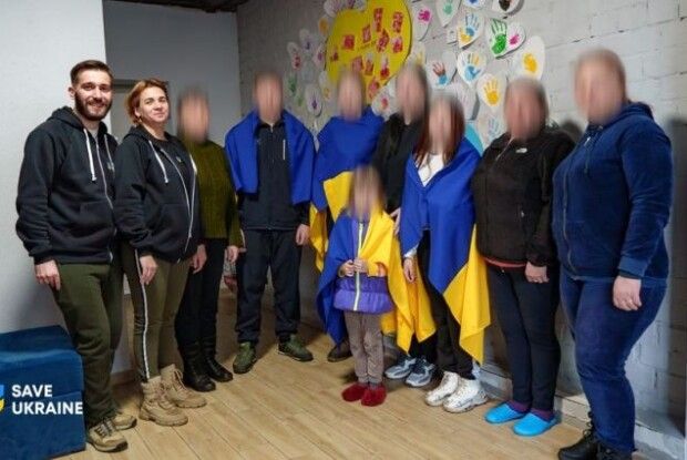 Нарешті вдома: з окупованих територій повернули три родини з дітьми