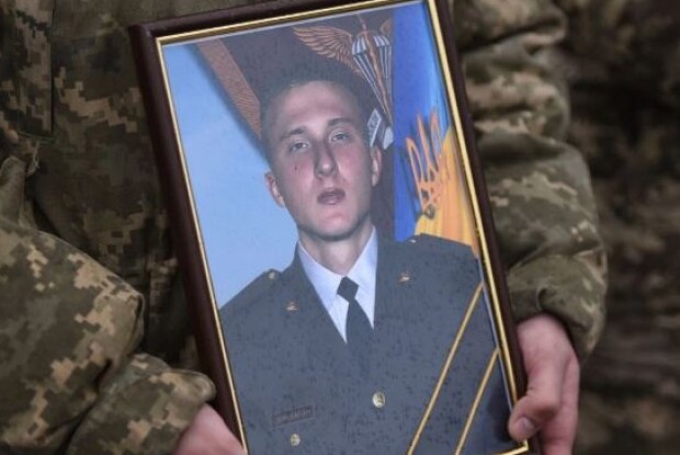 У Рівному попрощалися з військовим, який загинув ще в березні