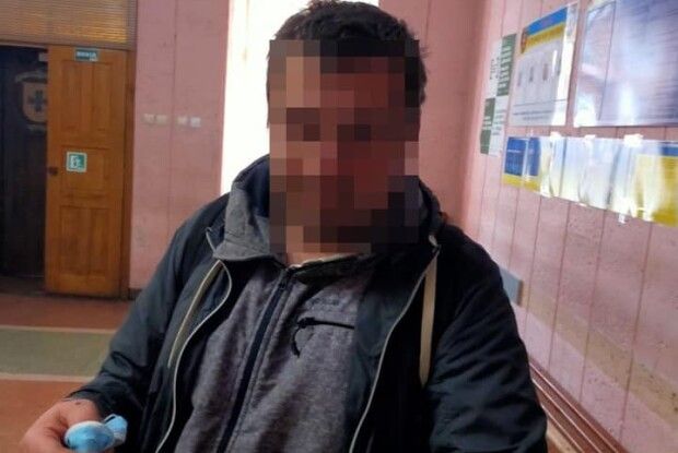 У Рівному проїжджою частиною сунув дядько, в жилах якого тік майже чистісінький спирт (Фото)