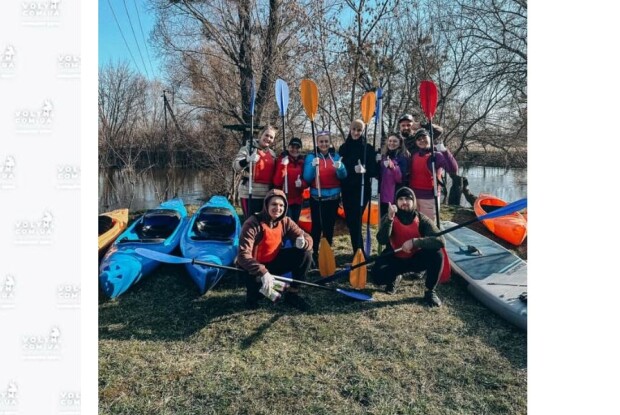 На Волині патрульні пересіли з авто на байдарки (Фото)
