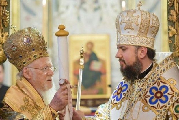 Нова радість стала: Христос народився і постала українська автокефальна церква!