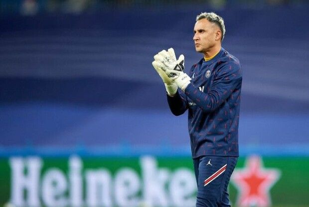 Воротар ПСЖ розмістив у своєму будинку 30 біженців із України