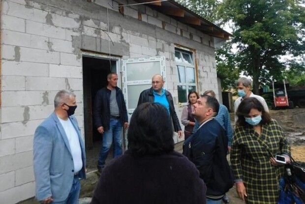 Як проходить будівництво амбулаторій сіл Залізниця, Судче, Цир