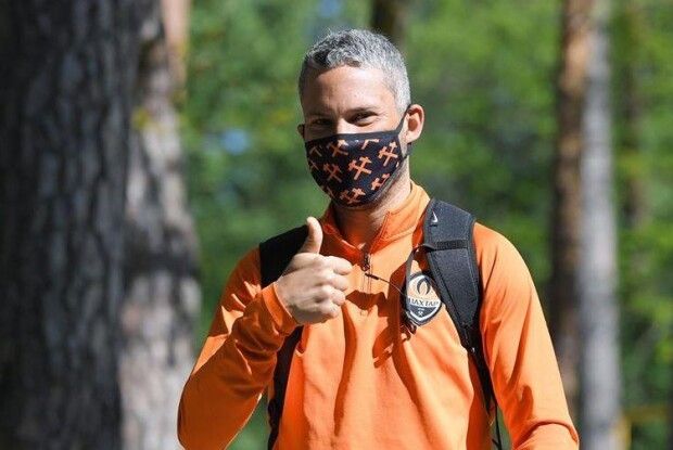 Гравців «Динамо» та «Шахтаря» перед завтрашнім поєдинком протестували на коронавірус