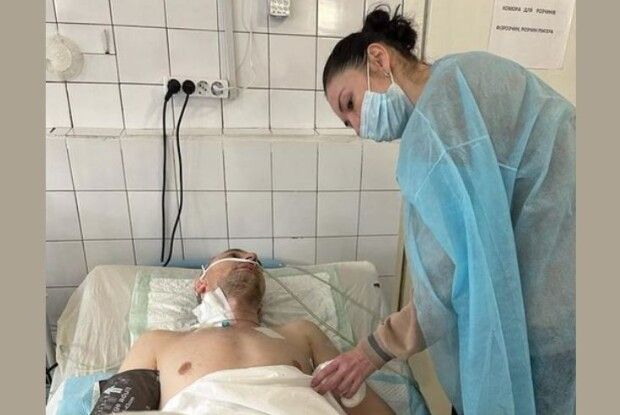 Вдома чекають троє маленьких синів: медики врятували життя важкопораненого на Донбасі захисника (Фото)