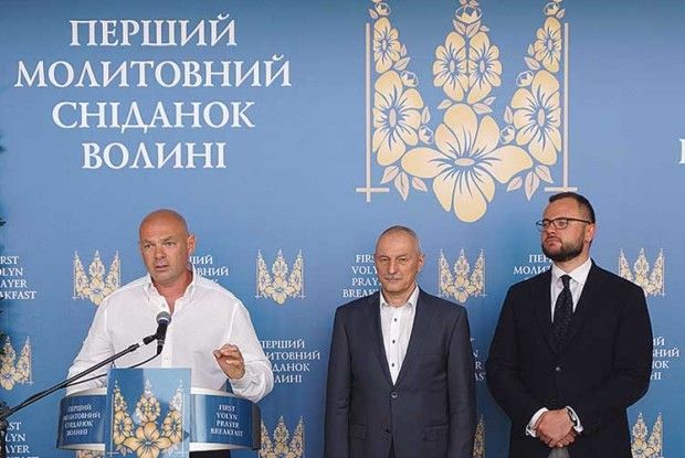 Під час молитви за Україну назбирали близько півмільйона гривень для онкохворих діток (відео, фото)