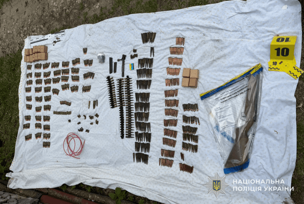 На Тернопільщині в руках чоловіка здетонував запал гранати: йому ампутували два пальці