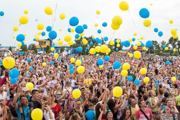 Повідомили, скільки українців пишаються своїм громадянством