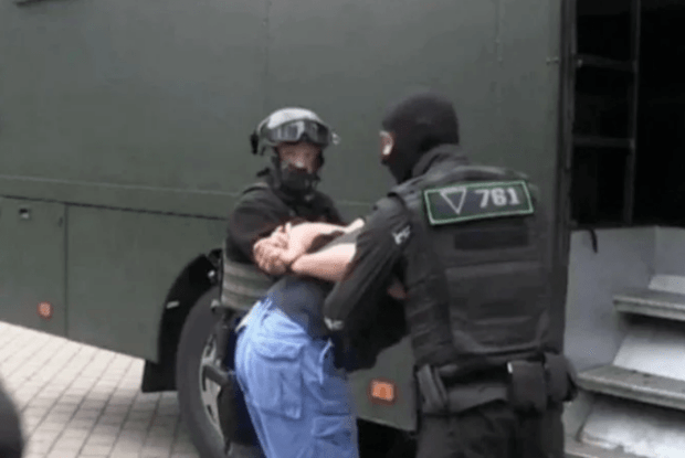 Помилка або зрада? Журналіст Bellingcat розповів про можливі причини зриву операції із затримання «вагнерівців»