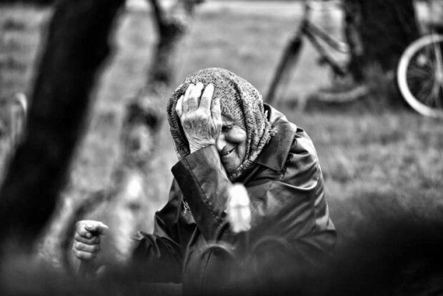 Історія з життя: «Дай хоч на старості побути твоєю дитиною, мамо!»