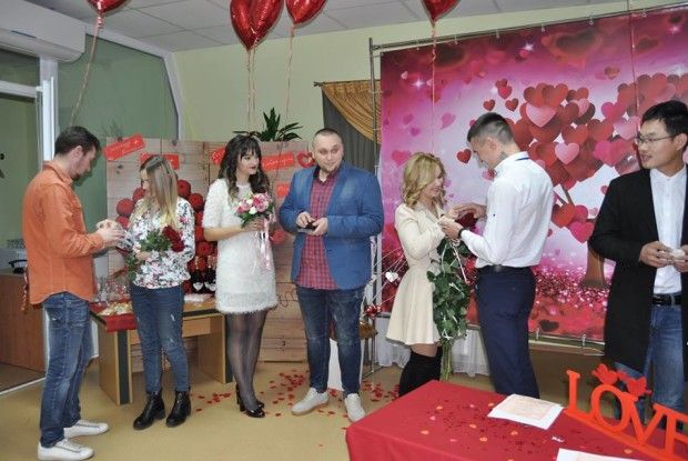 У Луцьку ЦНАПі пошлюбилось 5 пар