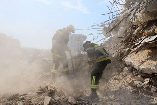 Волинські рятувальники показали, як розміновують херсонські поля (Відео)
