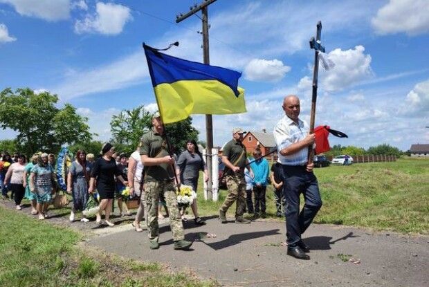 З душі на волю рвуться біль і гнів...