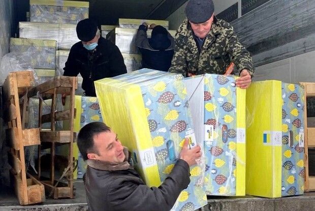 Медзаклади Волині отримали «пакунки малюка» (Фото)