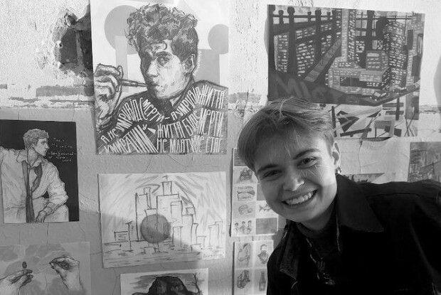 «Вона наче знала...»: у Луцьку експонують пророчі твори загиблої мисткині