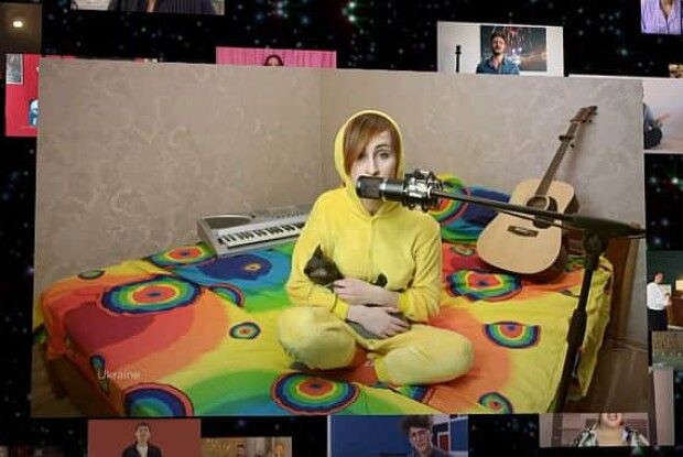 Українка заспівала на «Євробаченні-2020» прямо у ліжку