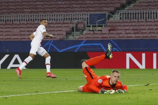 ПСЖ на чолі з Кіліаном Мбаппе знищив «Барселону» на «Камп Ноу» (Відео)