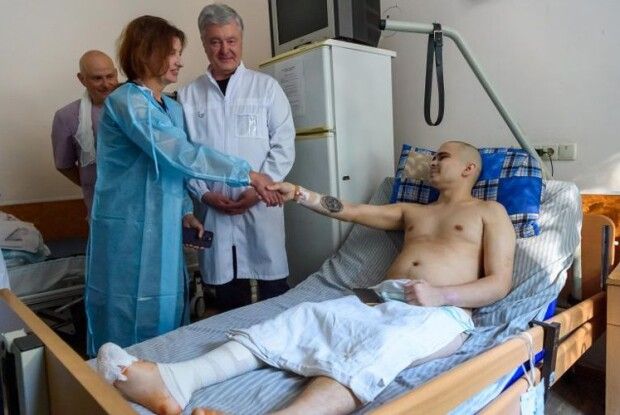 У київському госпіталі «зібрали по частинах» воїна, який збив російський літак