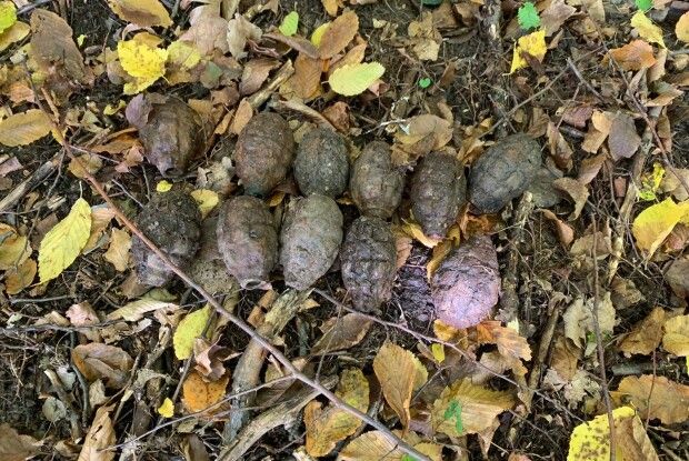 На Рівненщині підірвали кілька десятків снарядів і гранат