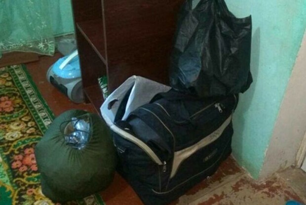 На Рівненщині в колишнього АТОвця, що погрожував дружині, знайшли сумку патронів (Фото)