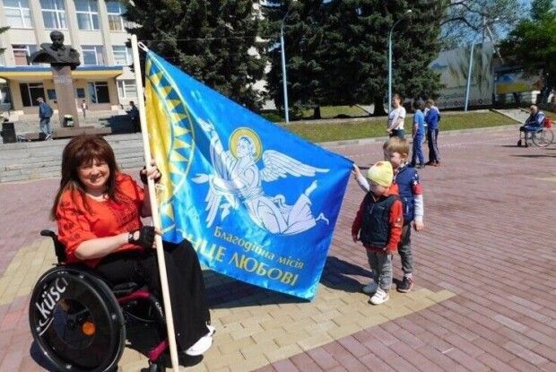 Дев’ятикласниця обікрала жінку в інвалідному візку
