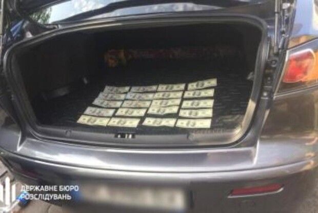 Рівненського правоохоронця можуть позбавити волі на строк від 2 до 5 років
