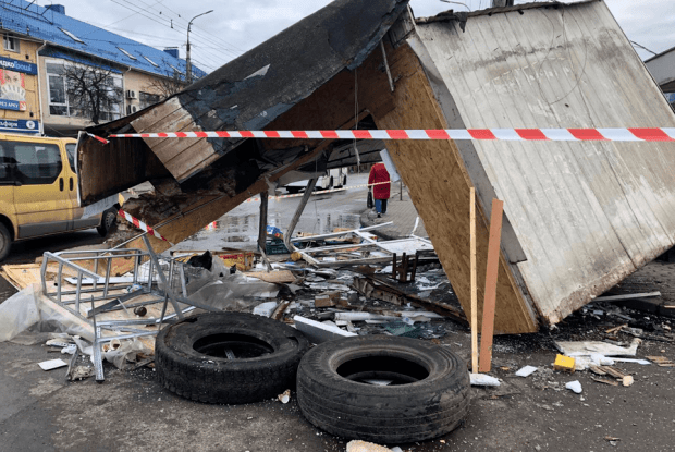 У понеділок кіоски на Центральному ринку в Луцьку не демонтуватимуть (Відео)