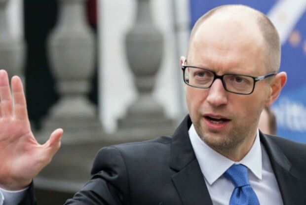 Арсеній Яценюк повертається у велику політику