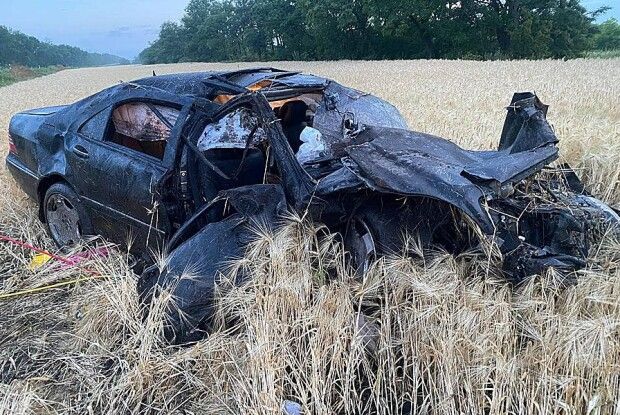 П’яний поліцейський за кермом: на Кіровоградщині у ДТП загинуло троє 17-річних дівчат-випускниць