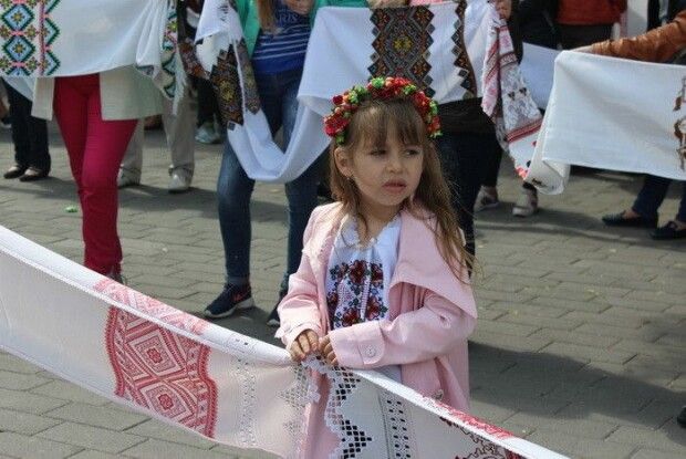 «Коронавірусна» дистанція на довжину рушника? Завтра в Луцьку фест «Вишиті обереги єднання»