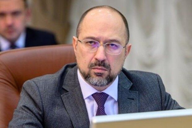 Глава уряду Шмигаль запевнив, що видатки на інфраструктуру і розвиток, культуру й освіту не зменшать