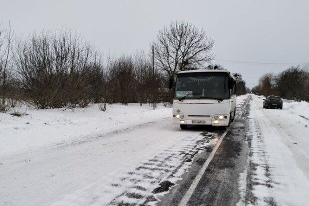 Транспортна ізоляція: чому між чотирма селами Луцького району немає автобусного сполучення (Відео)