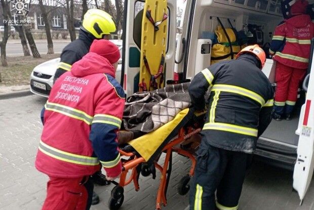 Рятувальники допомогли врятувати лучанина