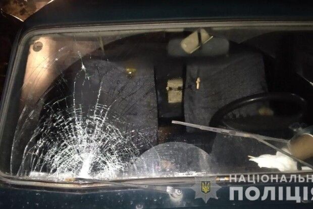 У Рівному авто наїхало на батька із трирічним сином у візку (Фото)