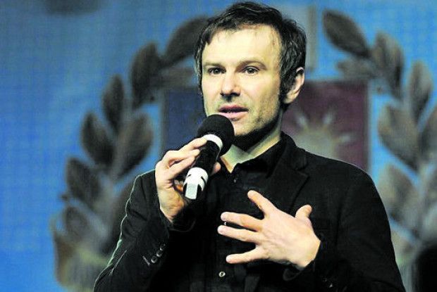 «Подивіться на себе в дзеркало»