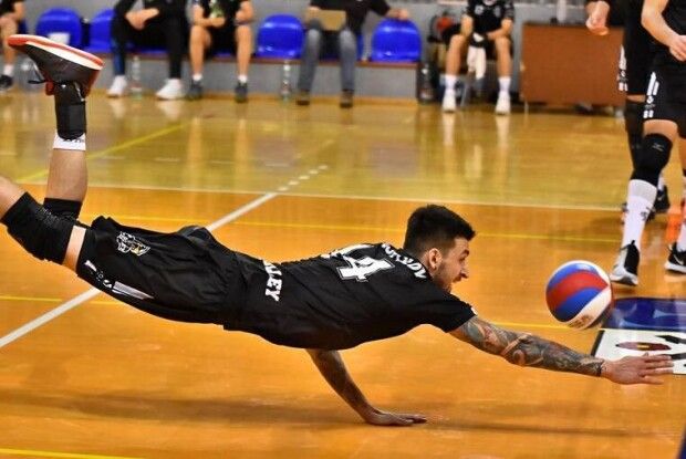 Волейбольна Чехія підтримує Україну (Відео)