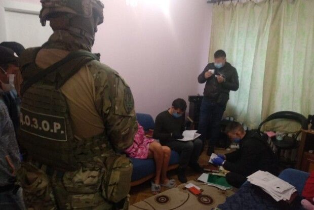 Ліквідовано канал нелегального транзиту іракців через Україну в ЄС (Фото, відео)