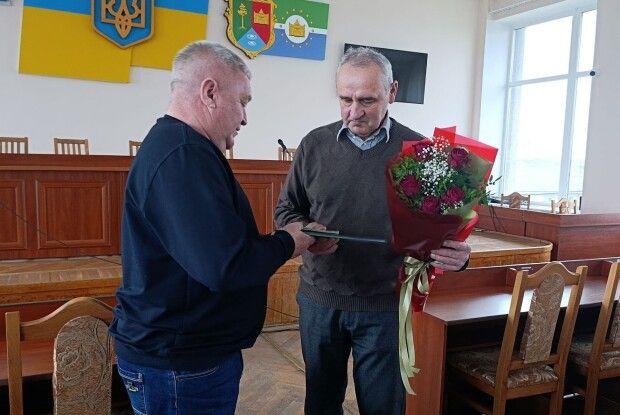 Понад 40 років на чолі: директора комунального господарства на Волині провели на заслужений відпочинок 
