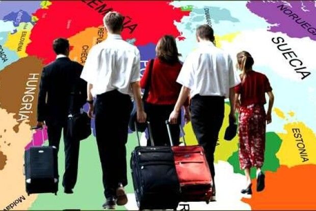 Щоб не попастись шахраєві: Верховна Рада схвалила закон про захист українських трудових мігрантів