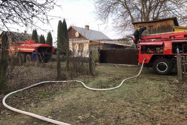На Рівненщині місцеві мешканці врятували 93-річного чоловіка 