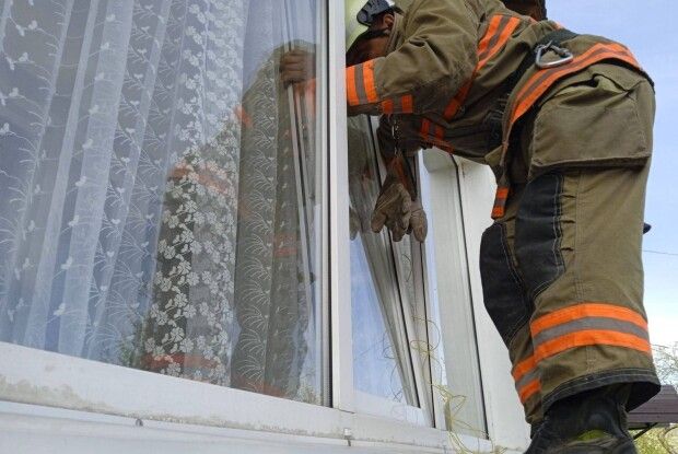 У Камені-Каширському малюк зачинився сам у квартирі