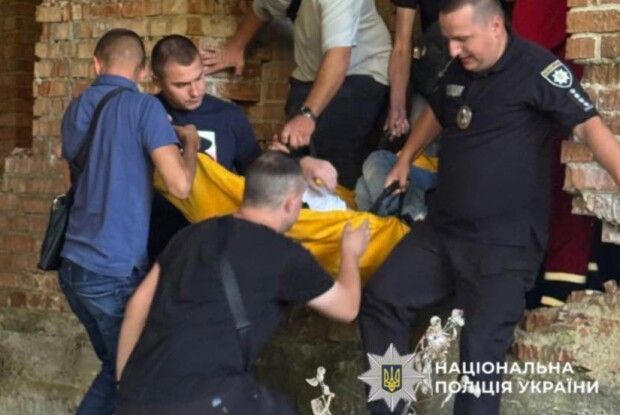 На Львівщині у закинутій будівлі знайшли підлітка, який зник 3 дні тому